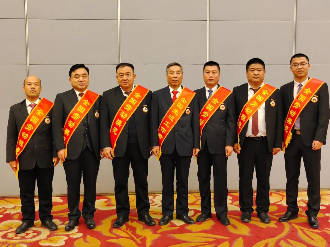 重磅！百龍創(chuàng)園于文平獲“全國(guó)勞模”殊榮！